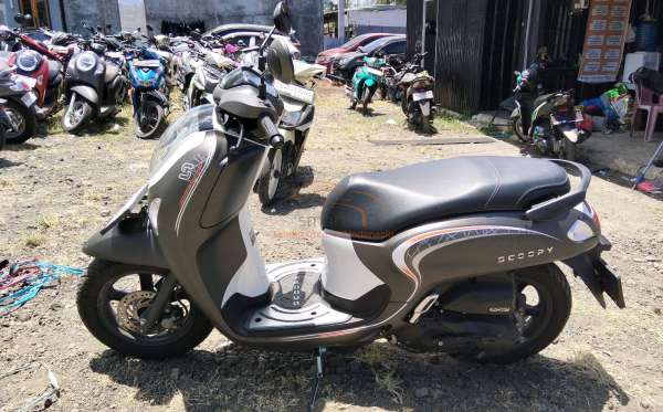 HONDA  SCOOPY