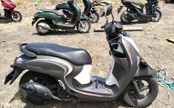HONDA  SCOOPY