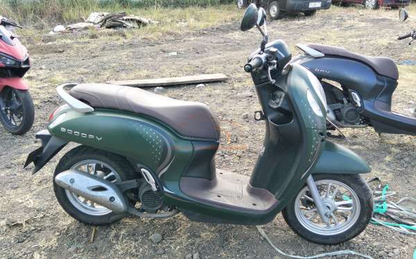 HONDA  SCOOPY