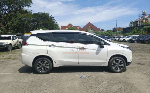 MITSUBISHI XPANDER EXCEED