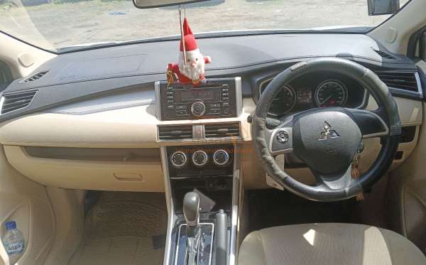 MITSUBISHI XPANDER EXCEED