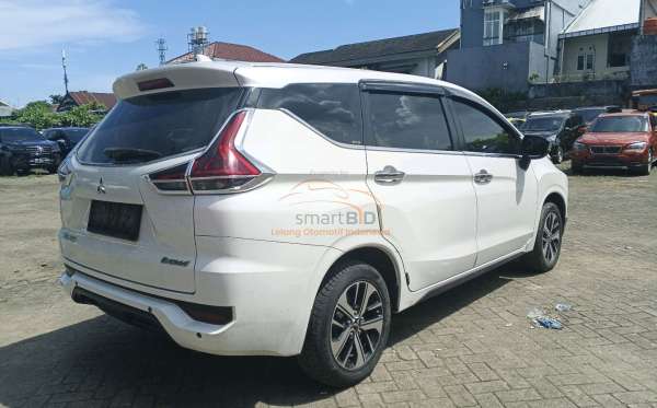 MITSUBISHI XPANDER EXCEED