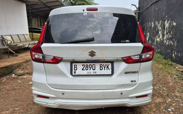 SUZUKI ERTIGA