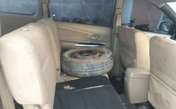TOYOTA AVANZA
