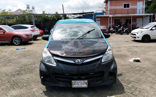 TOYOTA AVANZA