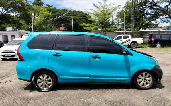 TOYOTA AVANZA