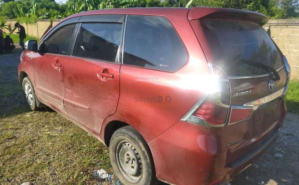 TOYOTA AVANZA 1.3 G