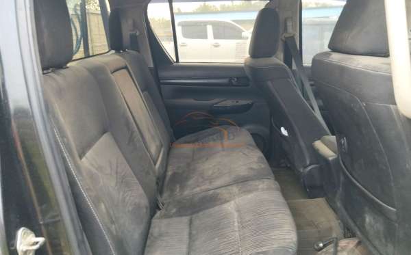 TOYOTA HILUX 2.4G DC 4X4