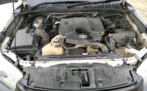 TOYOTA HILUX PICK UP