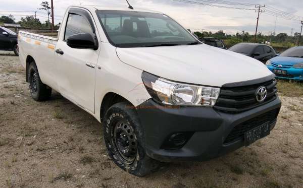 TOYOTA HILUX PICK UP