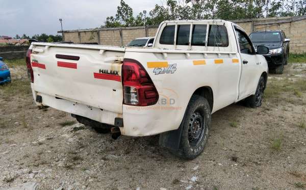 TOYOTA HILUX PICK UP