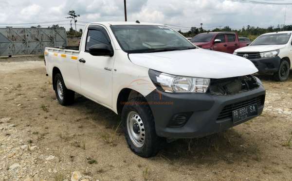 TOYOTA HILUX PICK UP