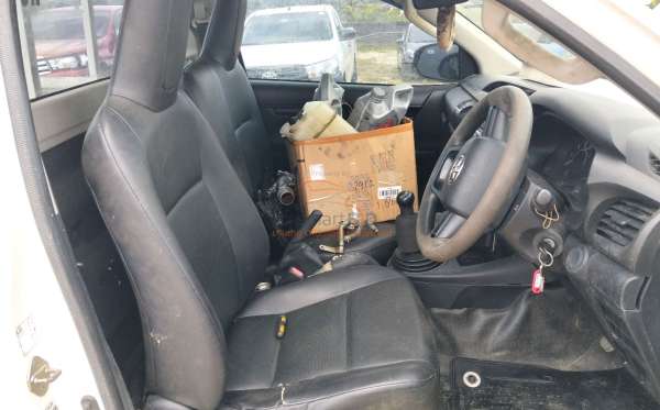 TOYOTA HILUX PICK UP