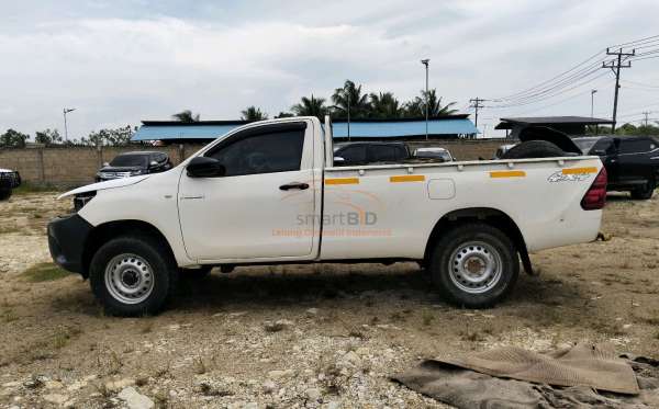 TOYOTA HILUX PICK UP