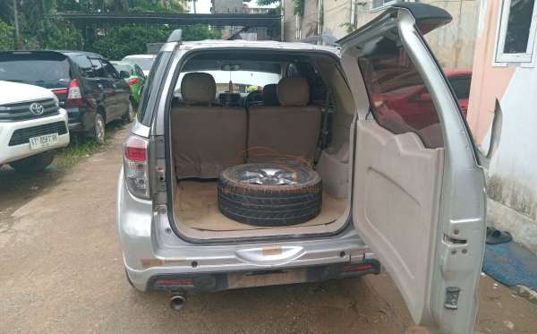 TOYOTA RUSH 1.5 G A/T