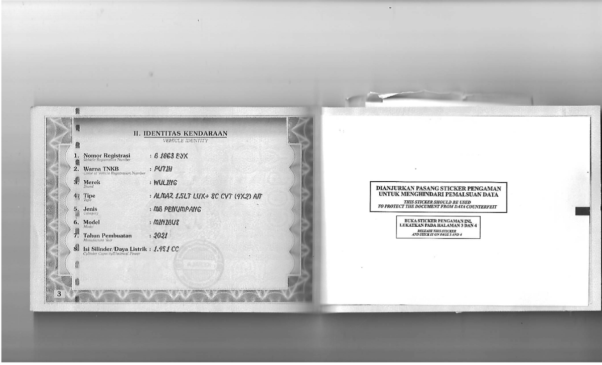 WULING  ALMAZ Almaz 1.5LT LUX + SC CVT (4X2) A/T