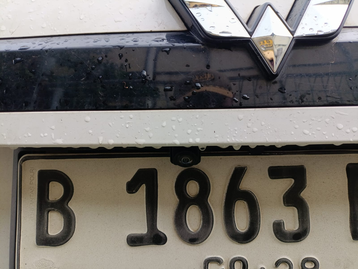 WULING  ALMAZ Almaz 1.5LT LUX + SC CVT (4X2) A/T