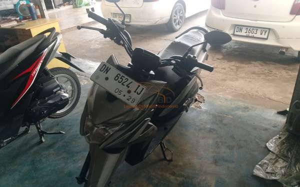 HONDA  BEAT STREET