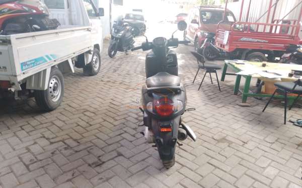 HONDA SCOOPY PRESTIGE