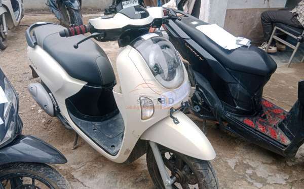 HONDA SCOOPY PRESTIGE