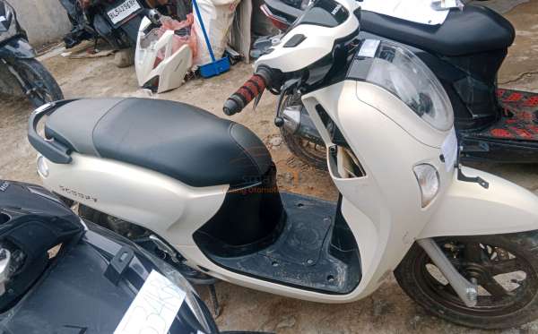 HONDA SCOOPY PRESTIGE