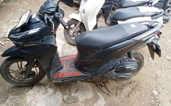 HONDA VARIO 125 ESP CBS ISS CW