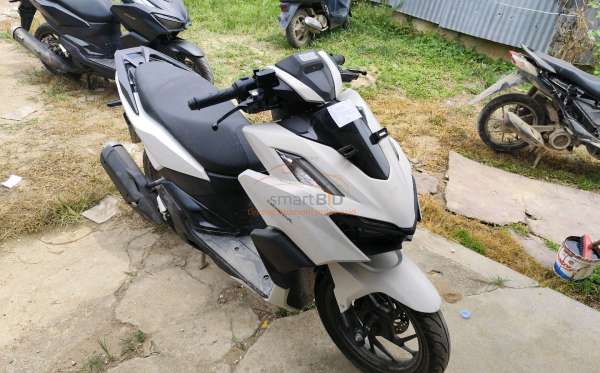 HONDA  VARIO 160