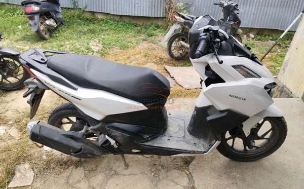 HONDA  VARIO 160
