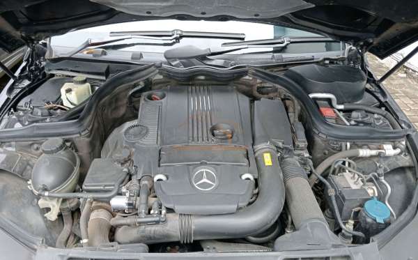 MERCEDES BENZ C 200 CGI