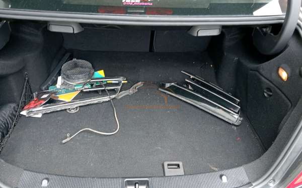 MERCEDES BENZ C 200 CGI