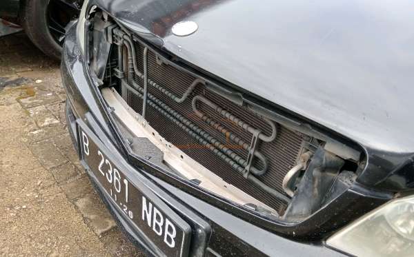 MERCEDES BENZ C 200 CGI