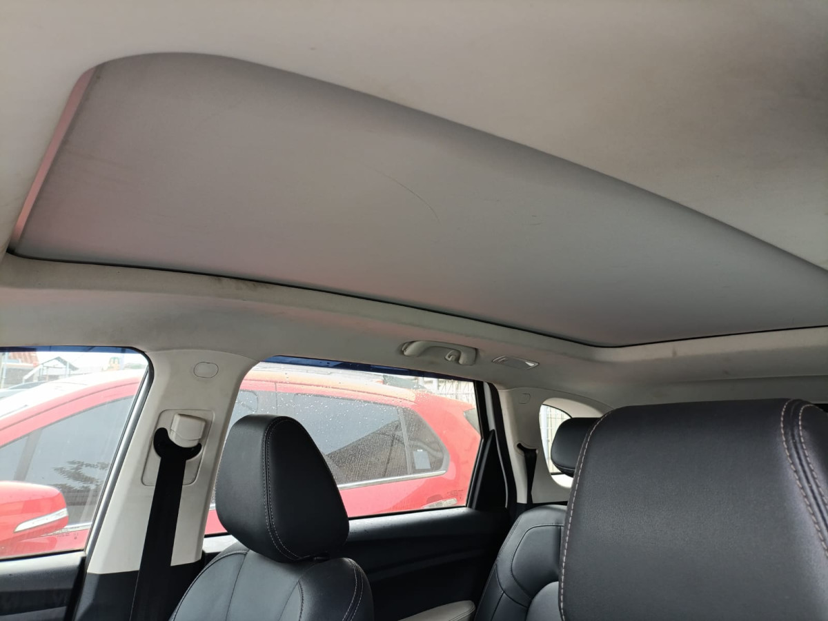 WULING  ALMAZ Almaz 1.5LT LUX + SC CVT (4X2) A/T