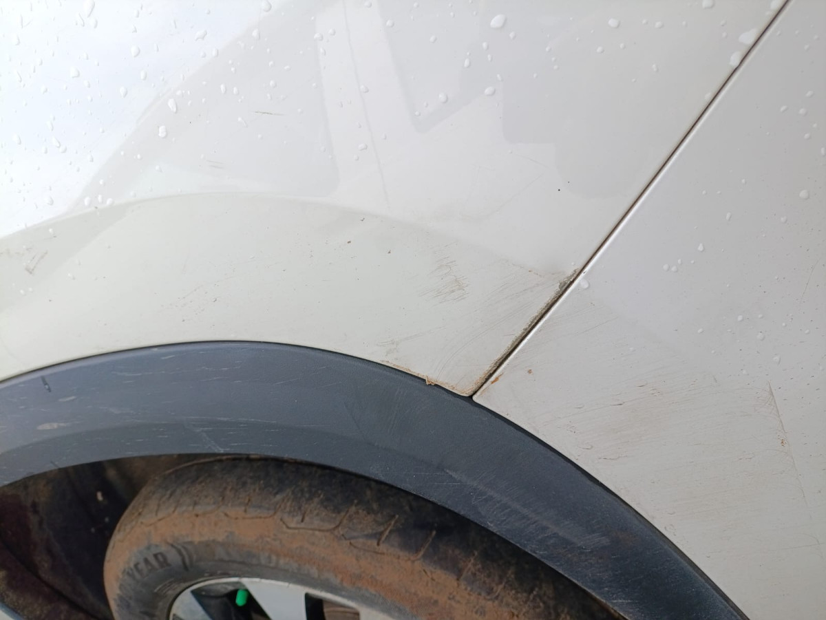 WULING  ALMAZ Almaz 1.5LT LUX + SC CVT (4X2) A/T