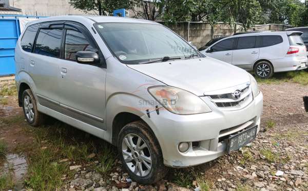 TOYOTA AVANZA 1.3 G