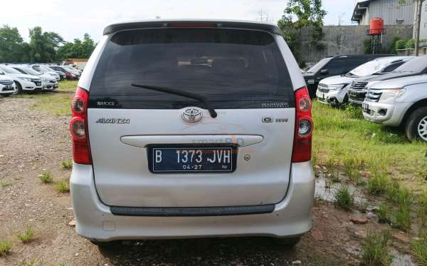 TOYOTA AVANZA 1.3 G