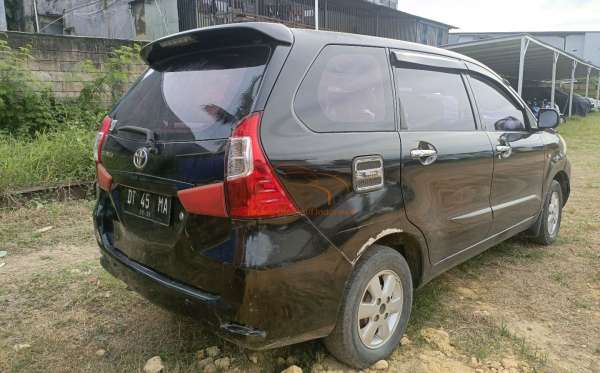 TOYOTA AVANZA 1.5 G