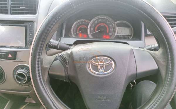TOYOTA AVANZA 1.5 G