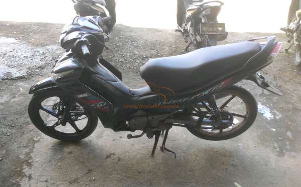 YAMAHA JUPITER Z1 CW