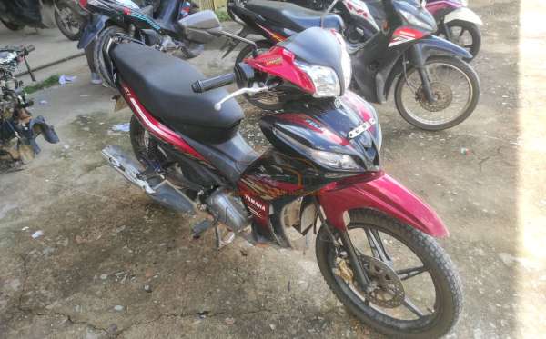 YAMAHA JUPITER Z1 CW