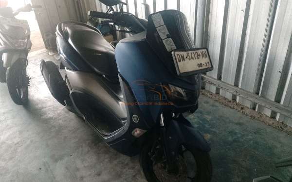 YAMAHA NMAX