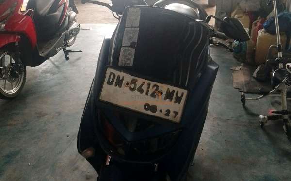 YAMAHA NMAX