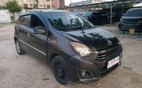 DAIHATSU  AYLA  1.0 X