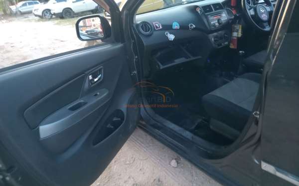 DAIHATSU  AYLA  1.0 X
