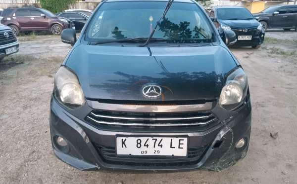DAIHATSU  AYLA  1.0 X