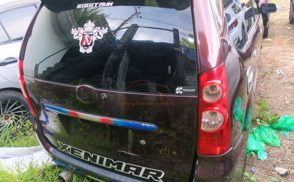 DAIHATSU  XENIA