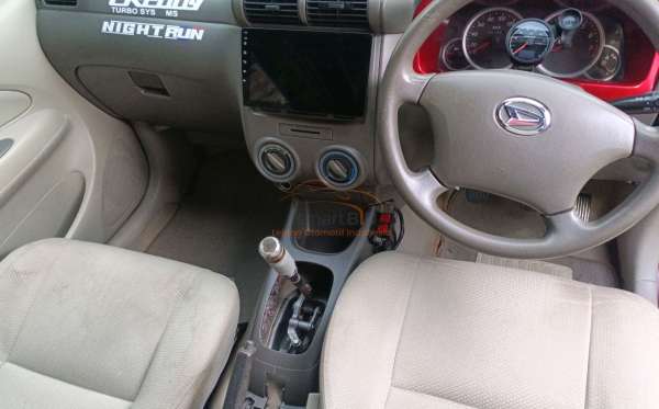 DAIHATSU  XENIA