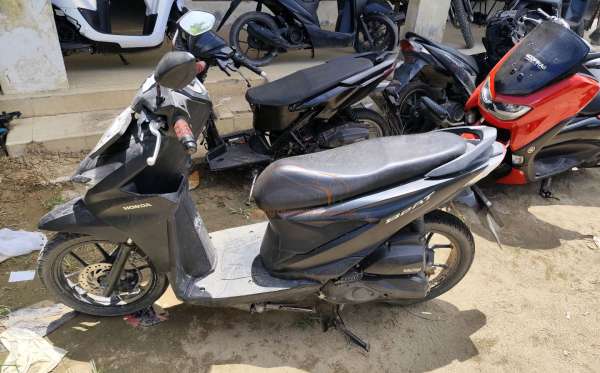 HONDA  BEAT