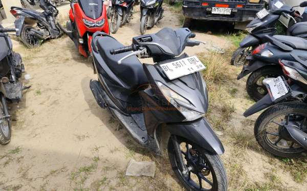 HONDA  BEAT