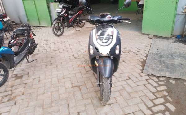 HONDA  SCOOPY