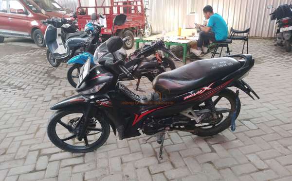 HONDA REVO X